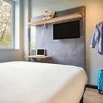 Ibis Budget Poitiers Nord Futuroscope 2* شاسنوي دي بويتو