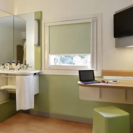 Ibis Budget Poitiers Nord Futuroscope 2* 샤세노일 뒤 푸아투
