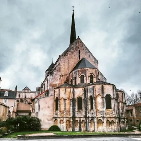 Ibis Budget Poitiers Nord Futuroscope Hotel