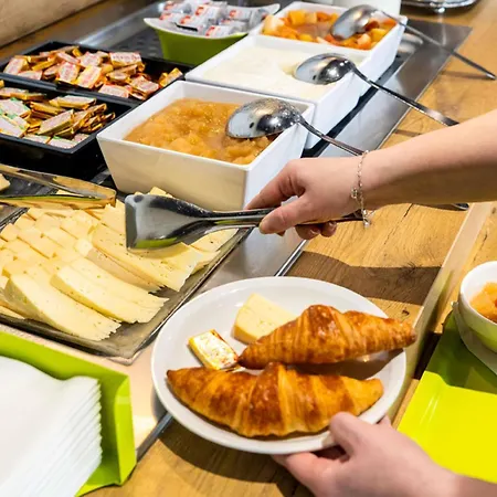 Hotel Ibis Budget Poitiers Nord Futuroscope 2*