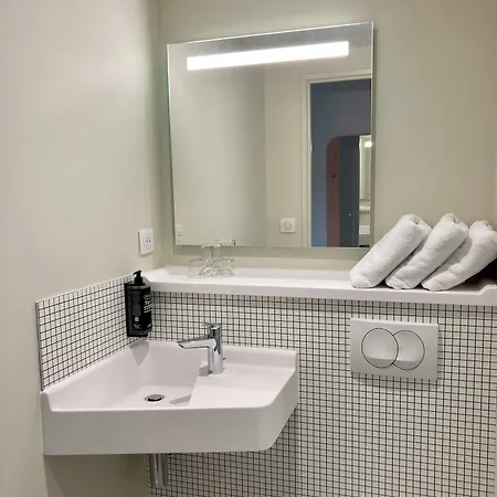 Ibis Budget Poitiers Nord Futuroscope シャッスヌイユ・デュ・ポワト