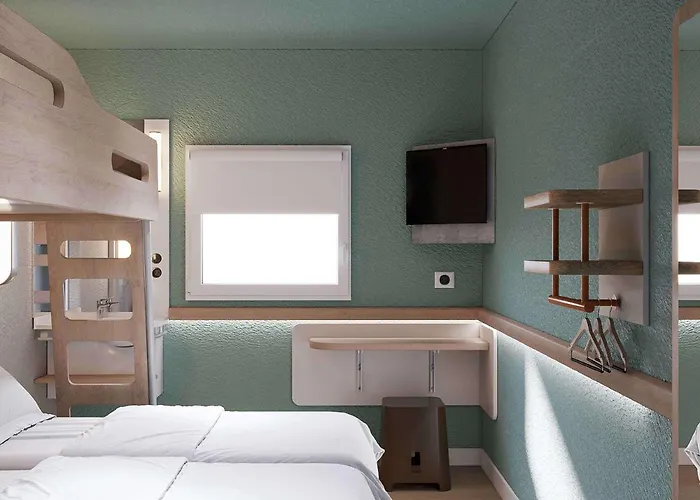 Ibis Budget Poitiers Nord Futuroscope Hotel 2*