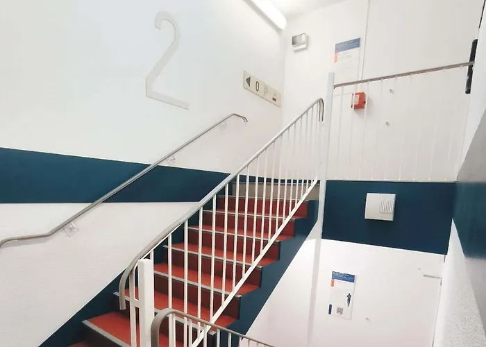 Ibis Budget Poitiers Nord Futuroscope 2*