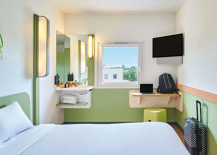 Ibis Budget Poitiers Nord Futuroscope 2*