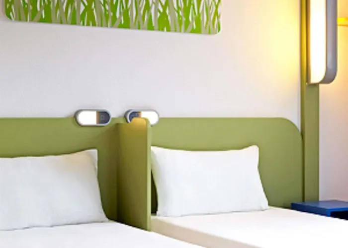Ibis Budget Poitiers Nord Futuroscope Hotel 2*