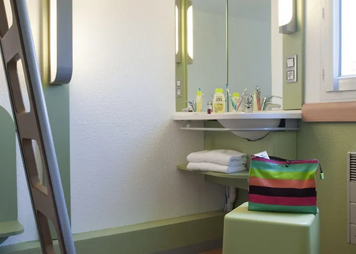 Ibis Budget Poitiers Nord Futuroscope Hotel