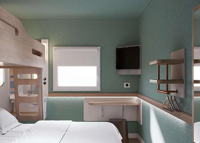 Ibis Budget Poitiers Nord Futuroscope 2*