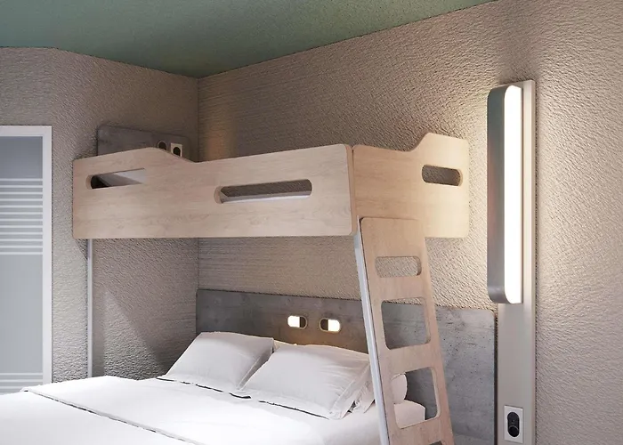 Ibis Budget Poitiers Nord Futuroscope 2*